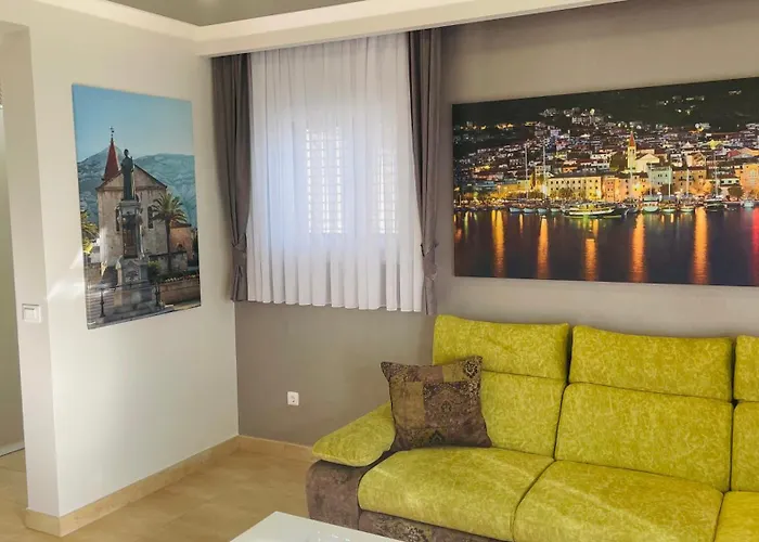 Apartman Gabrijel 2 *