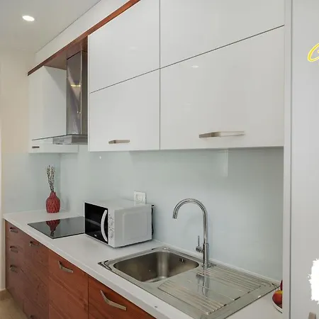 Gabrijel 2 Apartment Makarska