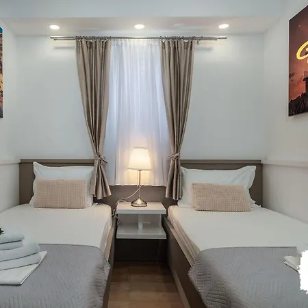 Apartment Gabrijel 2 Makarska