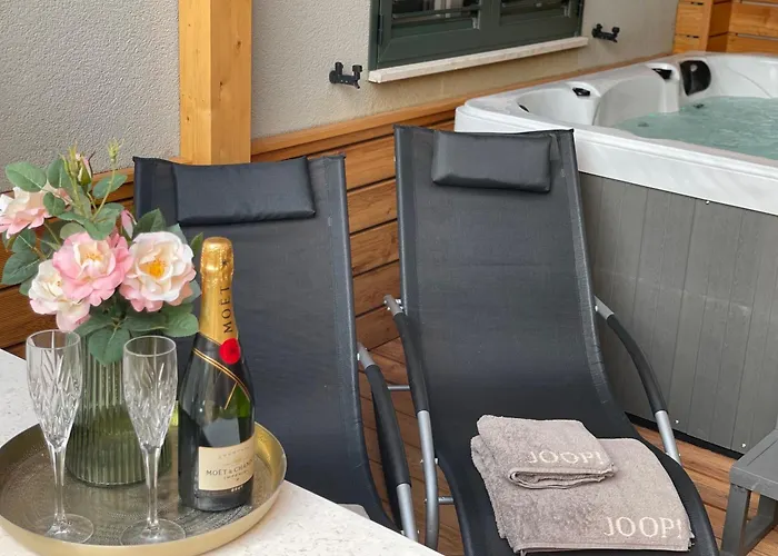 Gabrijel 2 * Makarska