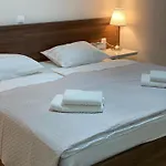 Gabrijel 2 Makarska