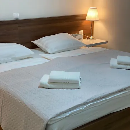 Gabrijel 2 Makarska