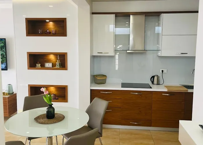 Gabrijel 2 * מאקרסקה